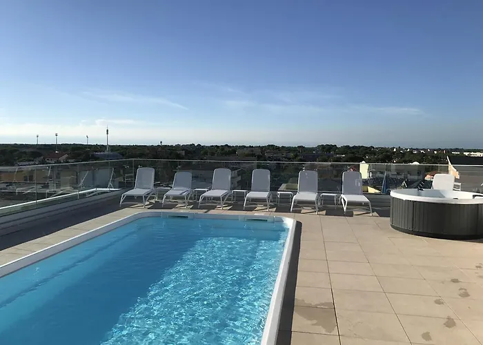 Condominio Quasar